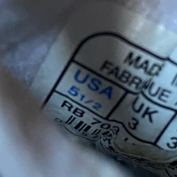 Reebok shoes - Picture 16 of 16